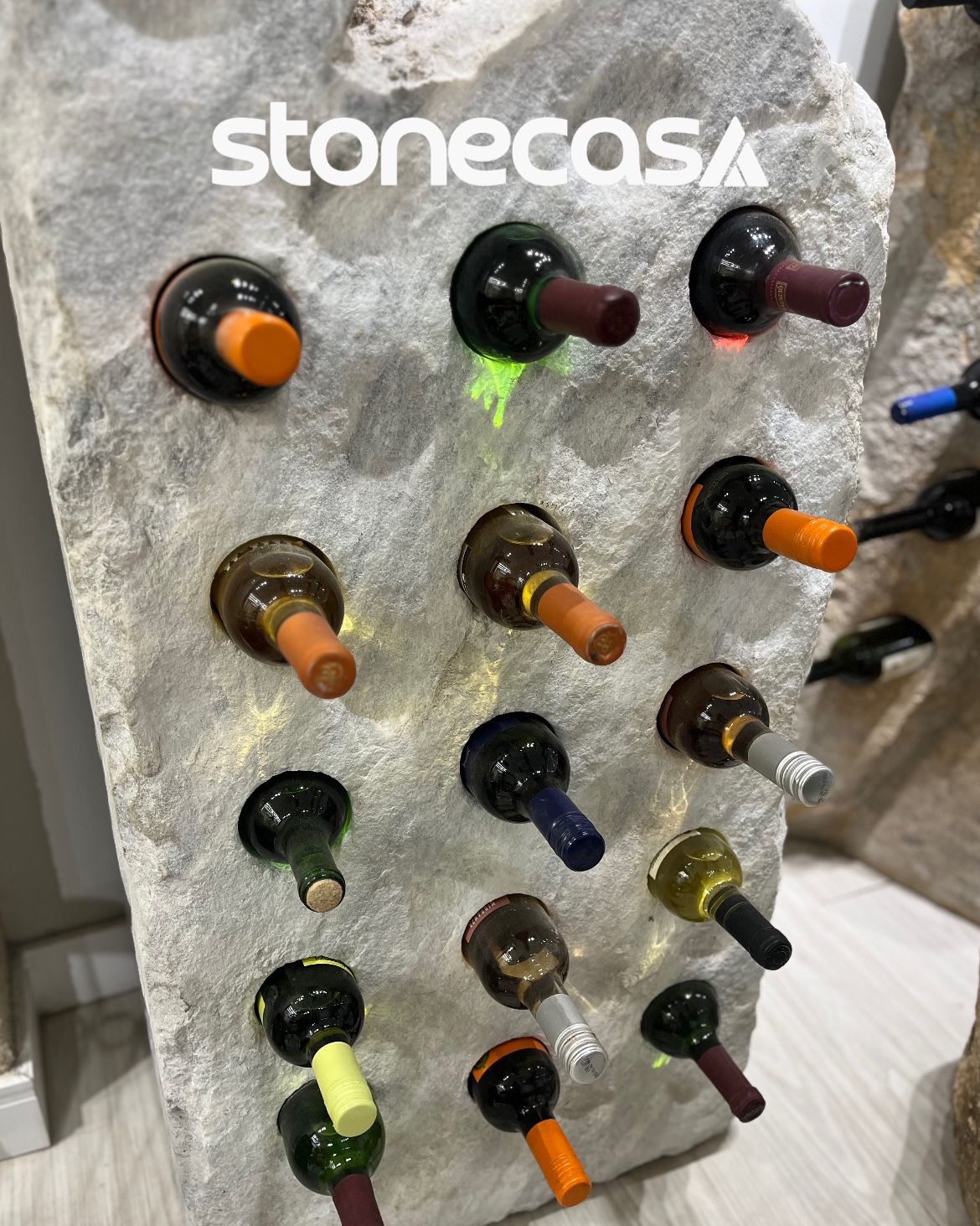 Adega Bedrock | A Era das Pedras Stone Casa® — Pedras Naturais Eco-Friendly Adega Bedrock — A Era das Pedras Stone Casa® eco-friendly